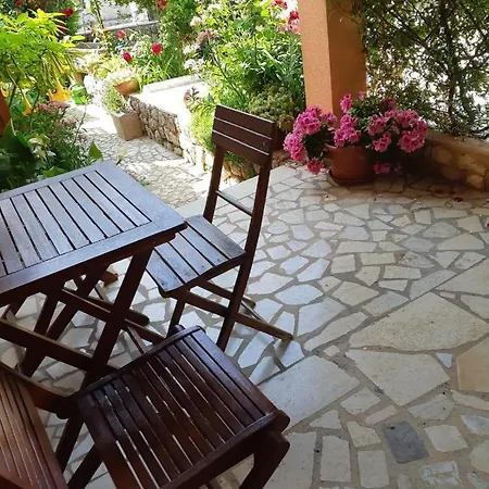 Ljubica Guest house 3*